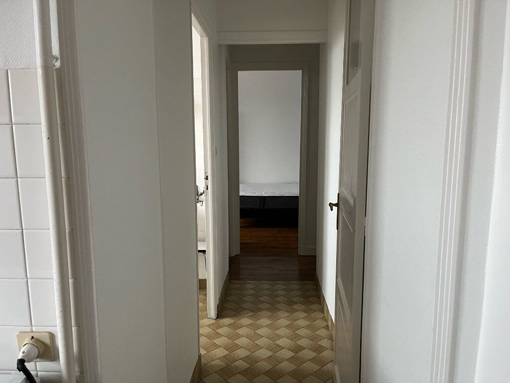 Appartement à vendre 3 64.63m2 à Brest vignette-3