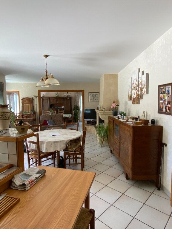 Maison à vendre 7 166.82m2 à Châtillon-sur-Thouet vignette-14