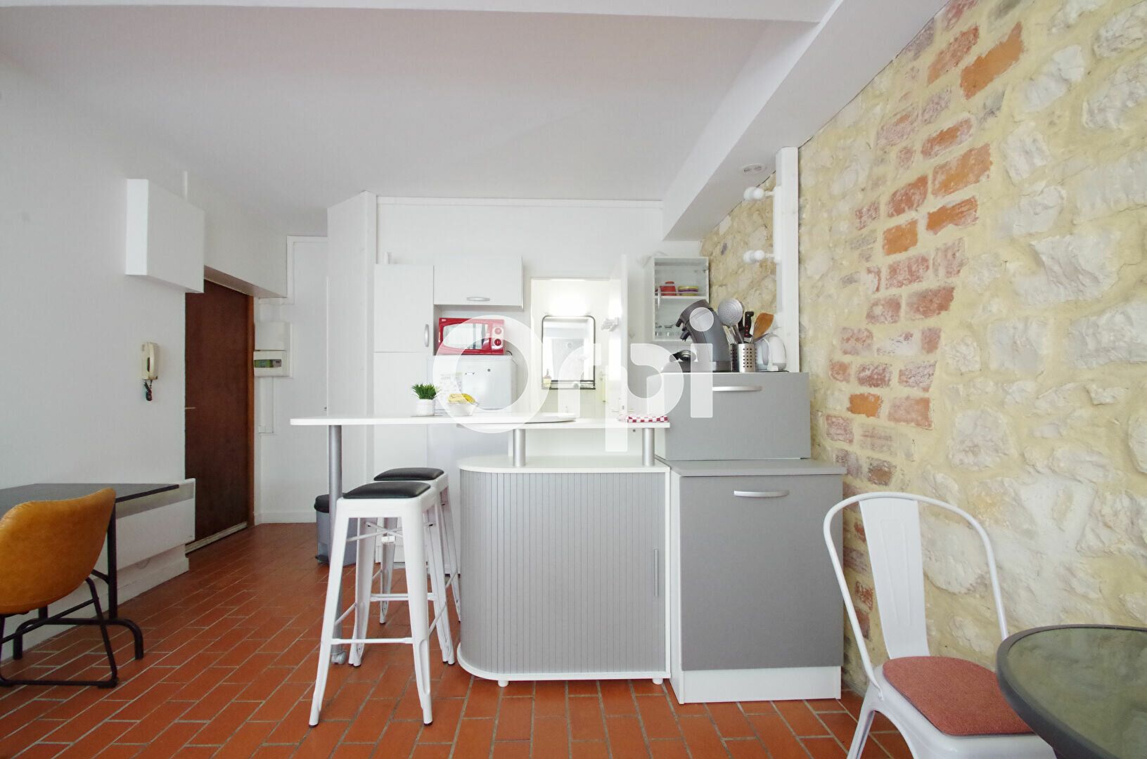 Appartement à louer 1 21.3m2 à La Rochelle vignette-6