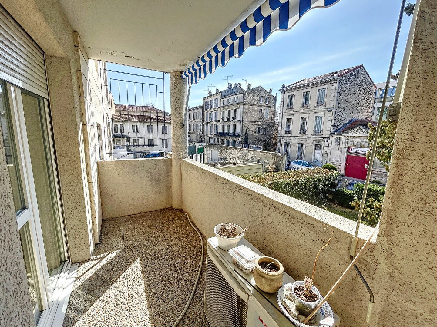 Appartement à vendre 2 43m2 à Avignon vignette-1