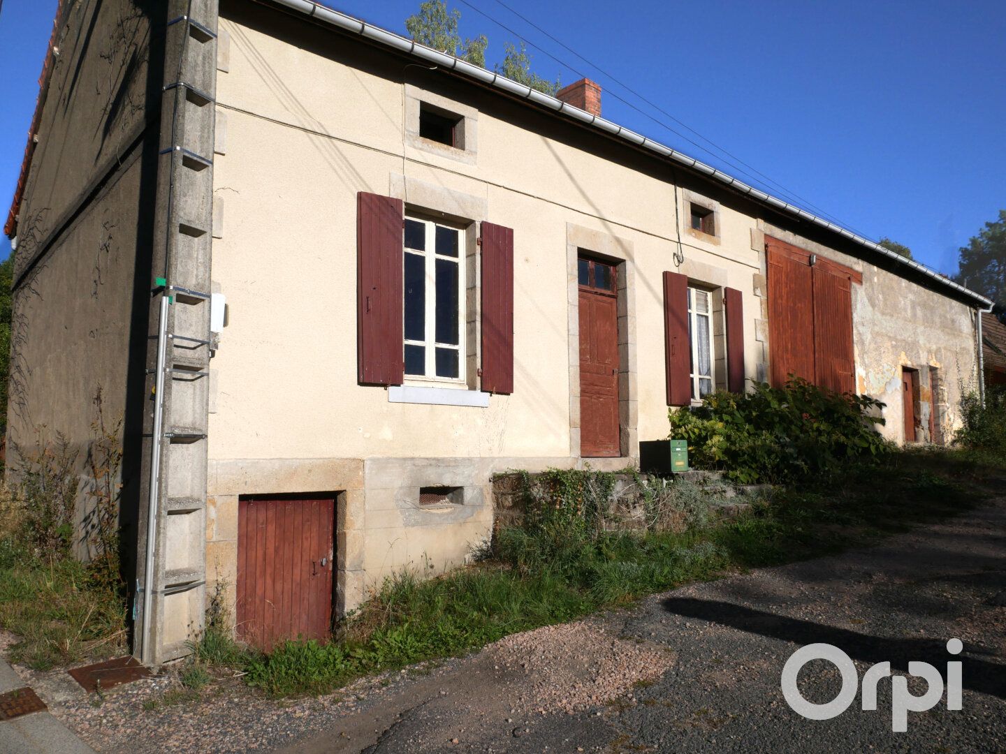Maison à vendre 3 68m2 à Saint-Éloy-les-Mines vignette-2