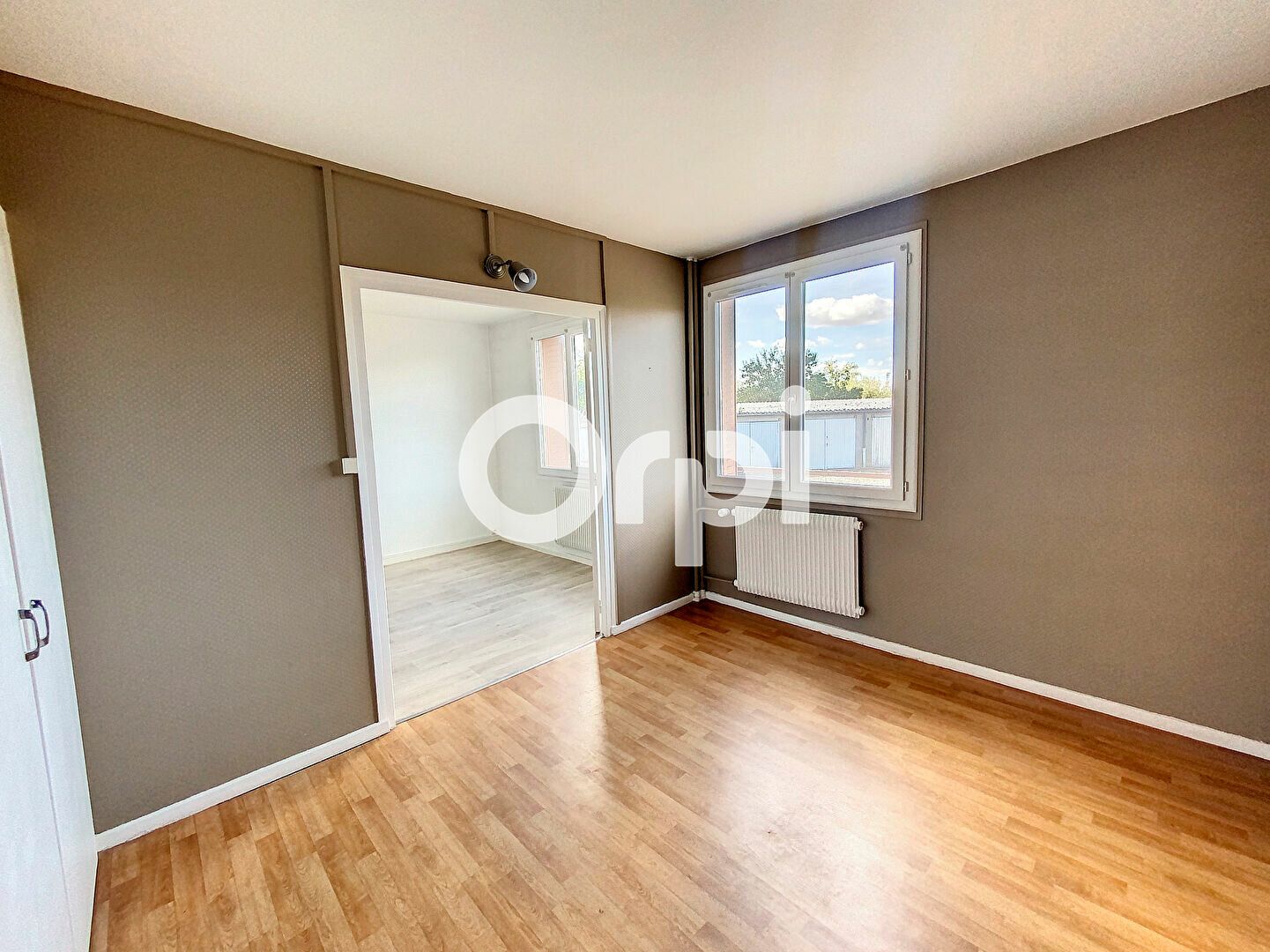 Appartement à vendre 3 50m2 à Montluçon vignette-9