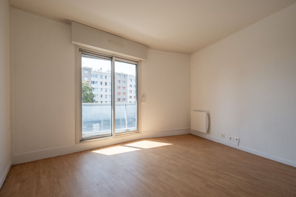 Appartement à vendre 3 79m2 à Saint-Maurice vignette-3