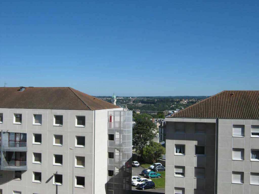 Appartement à louer 3 56.6m2 à Limoges vignette-6