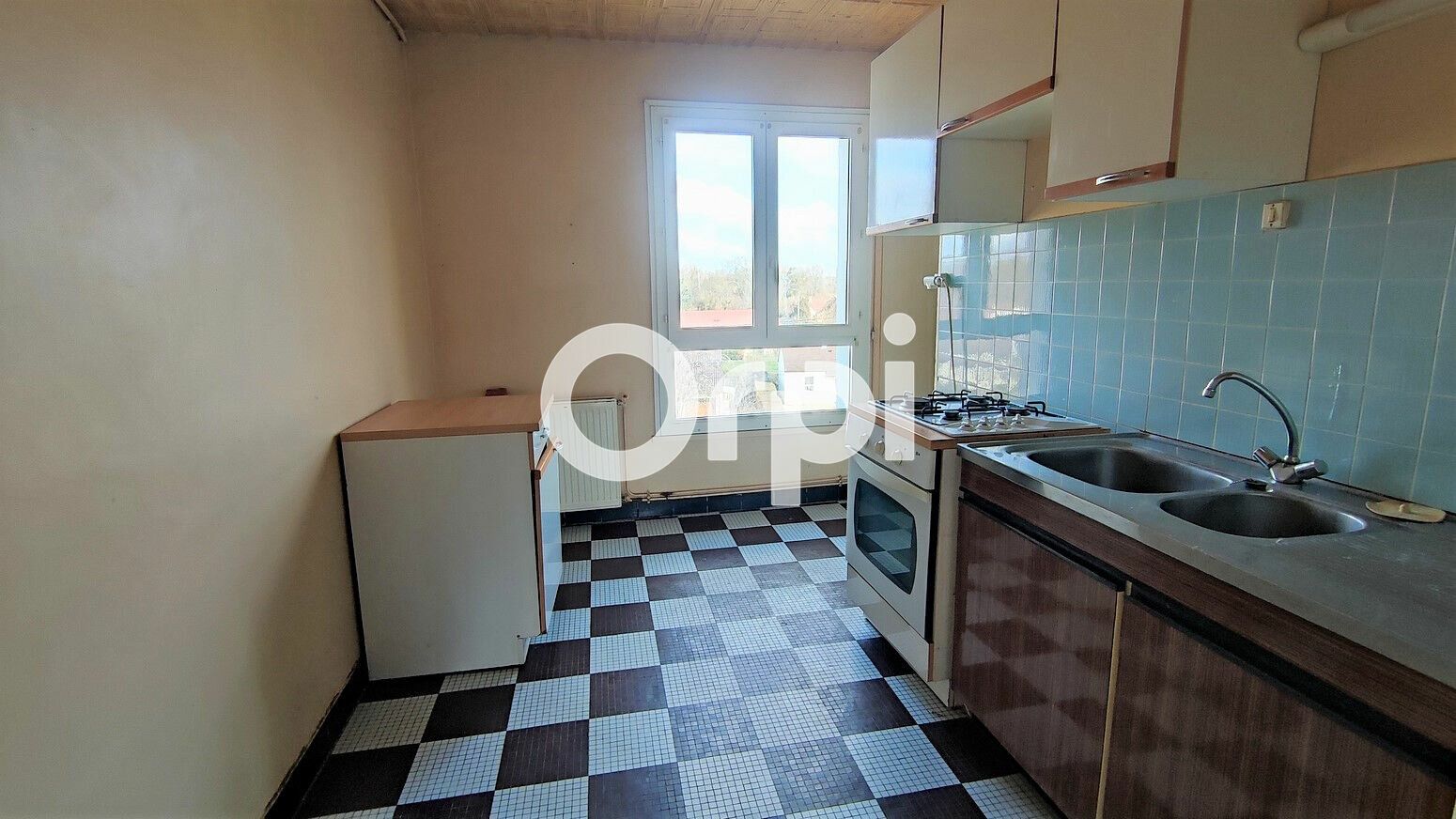 Appartement à vendre 3 75m2 à Sully-sur-Loire vignette-4