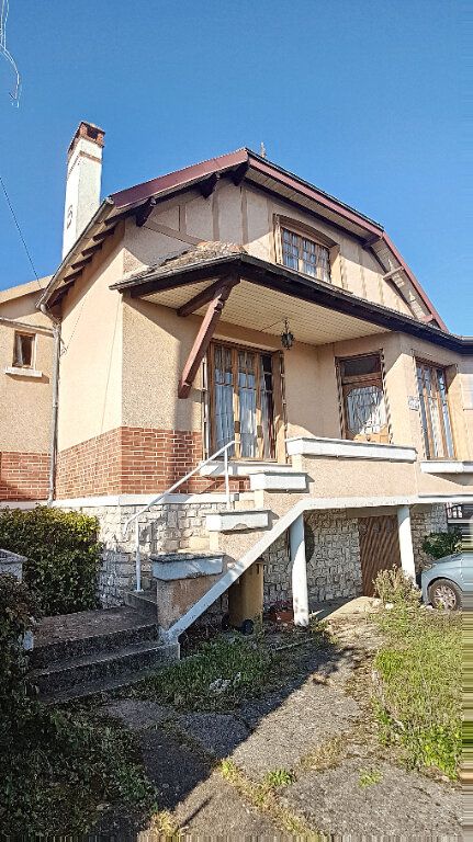 Maison à vendre 5 108m2 à Romorantin-Lanthenay vignette-1