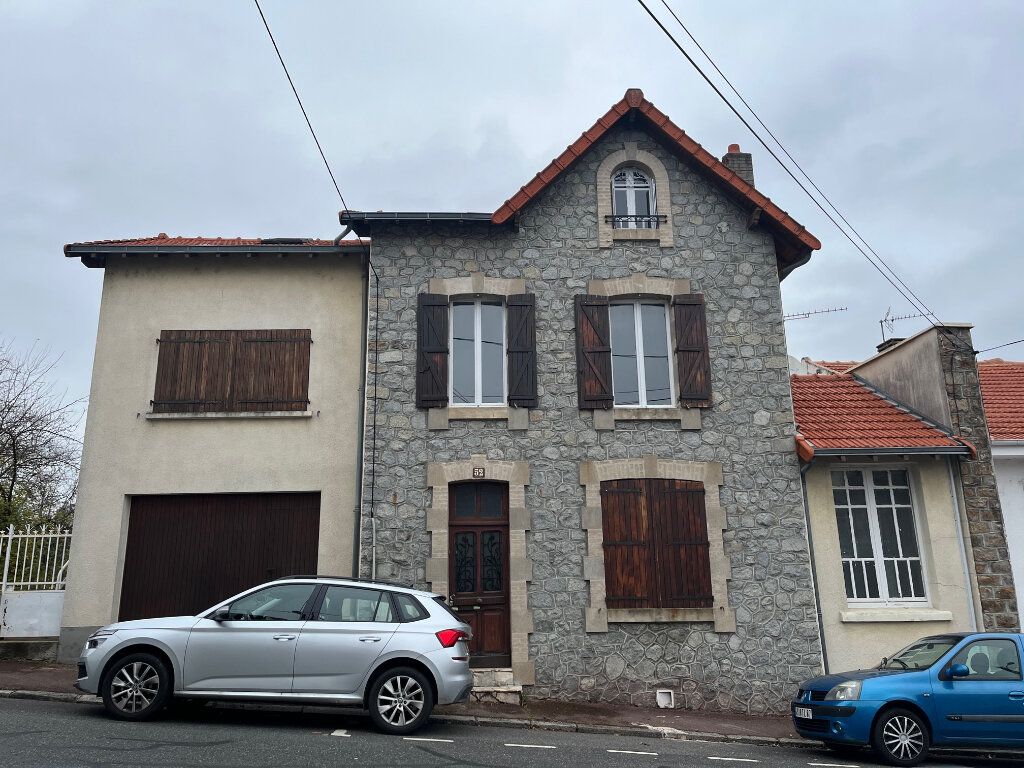 Maison à vendre 8 190m2 à Limoges vignette-1