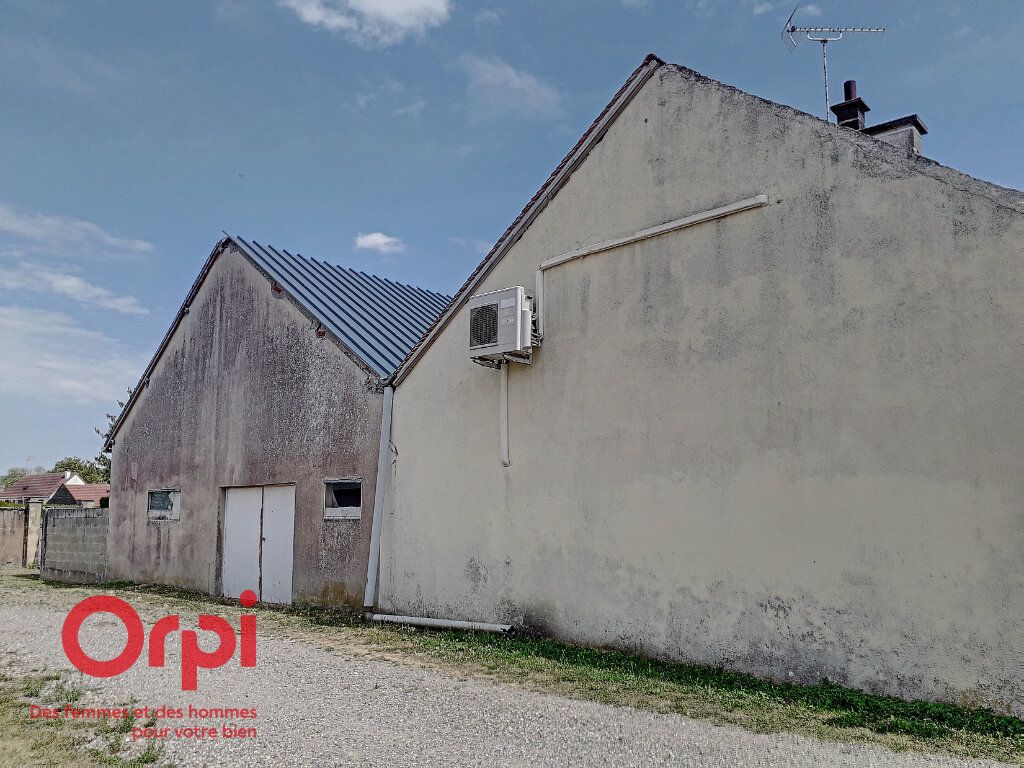 Maison à vendre 5 129m2 à Neufchâtel-en-Saosnois vignette-16