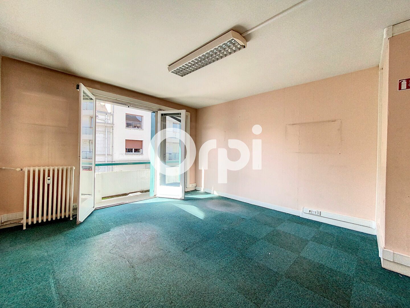 Appartement à vendre 5 89.5m2 à Montluçon vignette-4