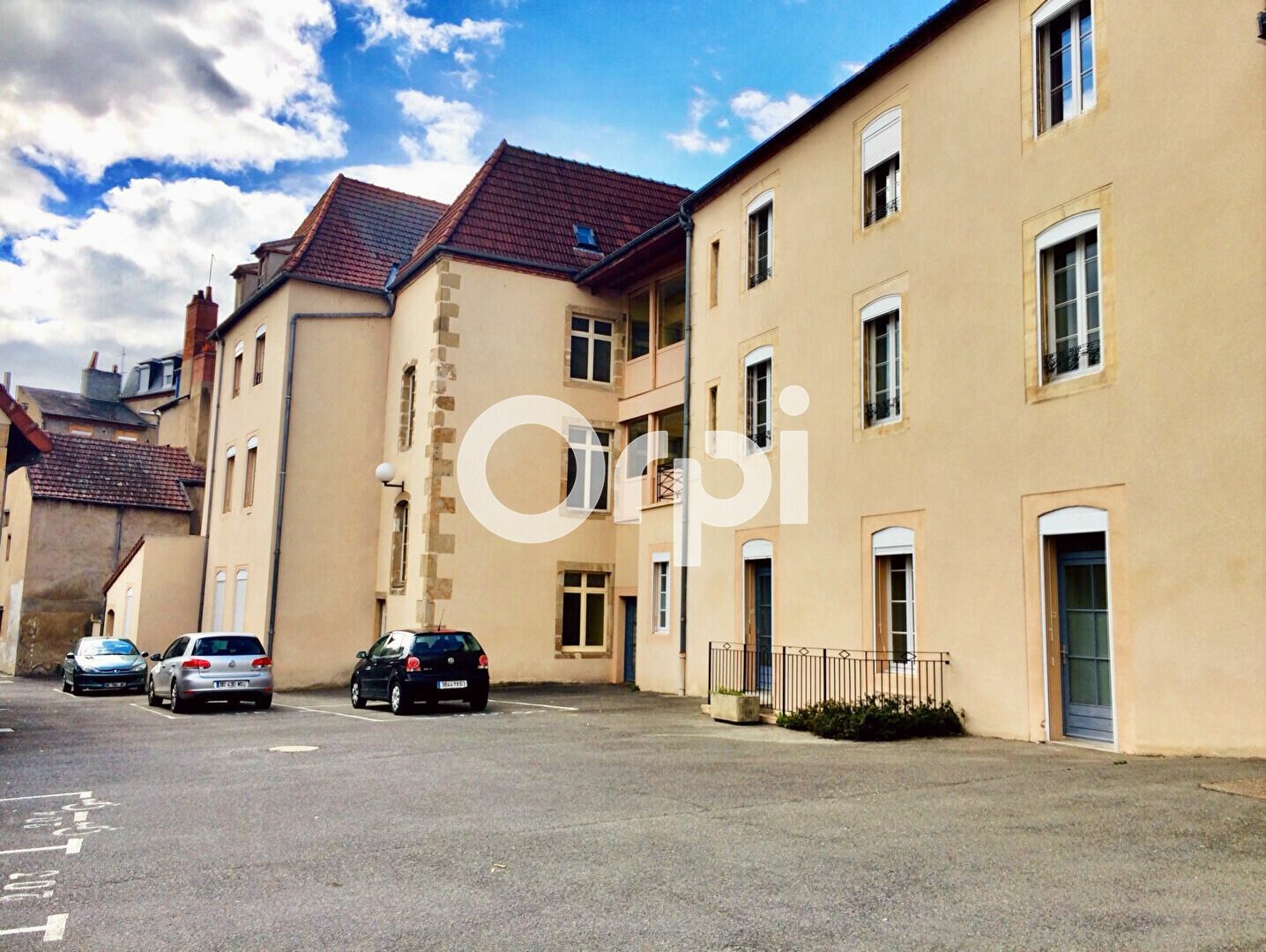 Appartement à vendre 2 39m2 à Montluçon vignette-1