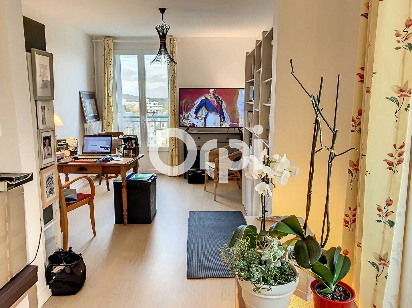 Appartement à louer 4 84m2 à Compiègne vignette-4