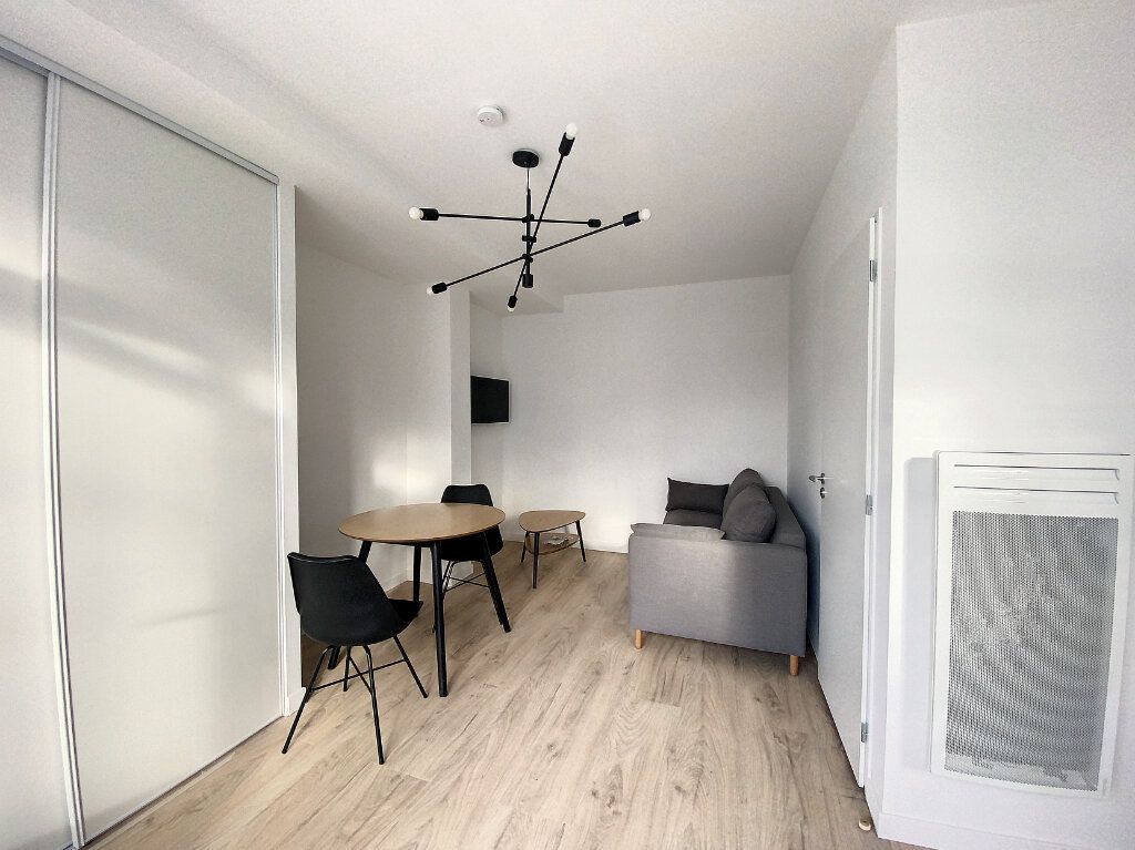 Appartement à louer 1 23.85m2 à Toulouse vignette-1