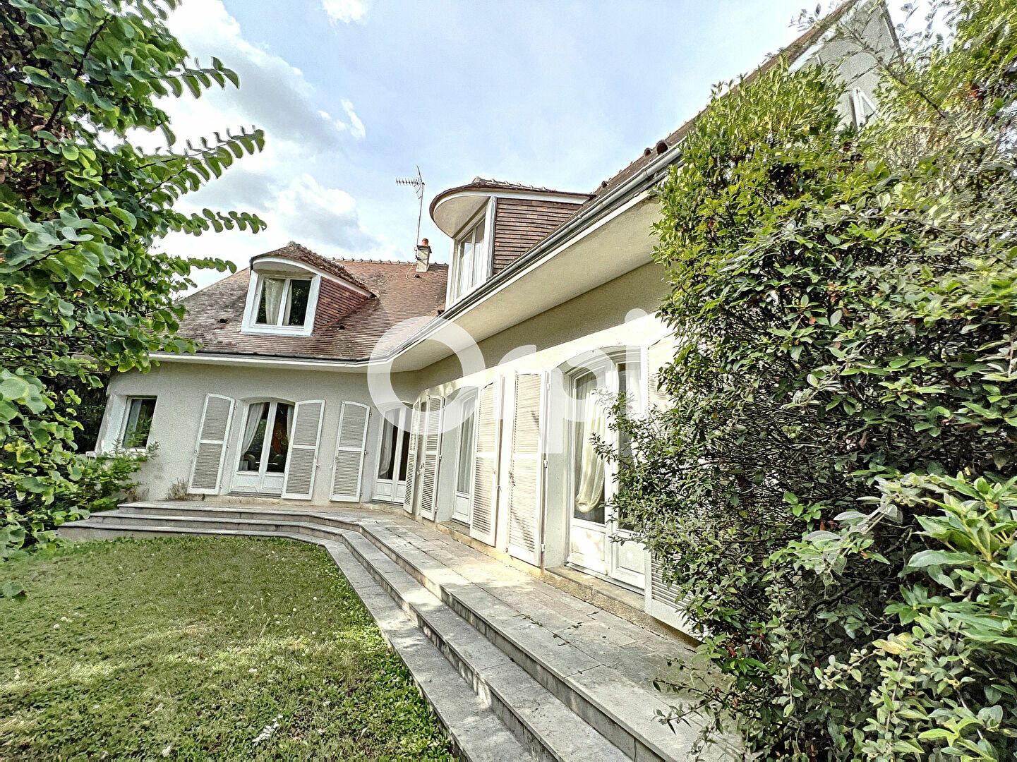 Maison à vendre 8 237.2m2 à Montgivray vignette-1