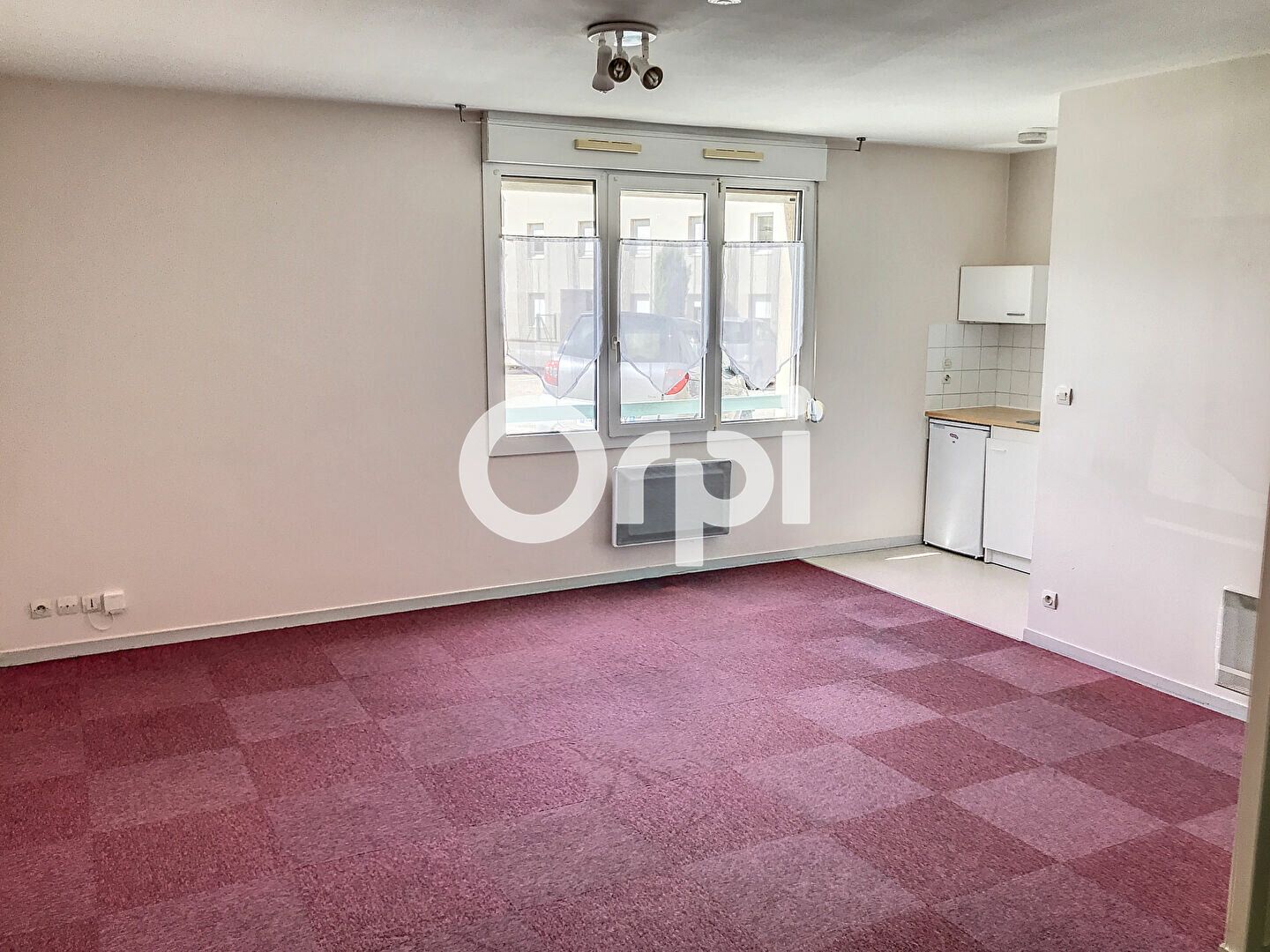 Appartement à vendre 1 33m2 à Bourg-en-Bresse vignette-3