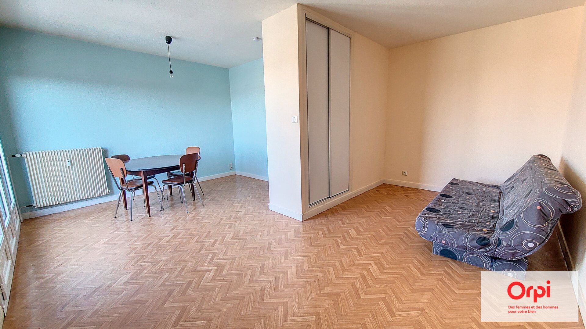 Appartement à louer 1 38m2 à Montluçon vignette-3