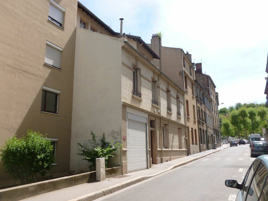 Appartement à louer 3 98.04m2 à Saint-Étienne vignette-8