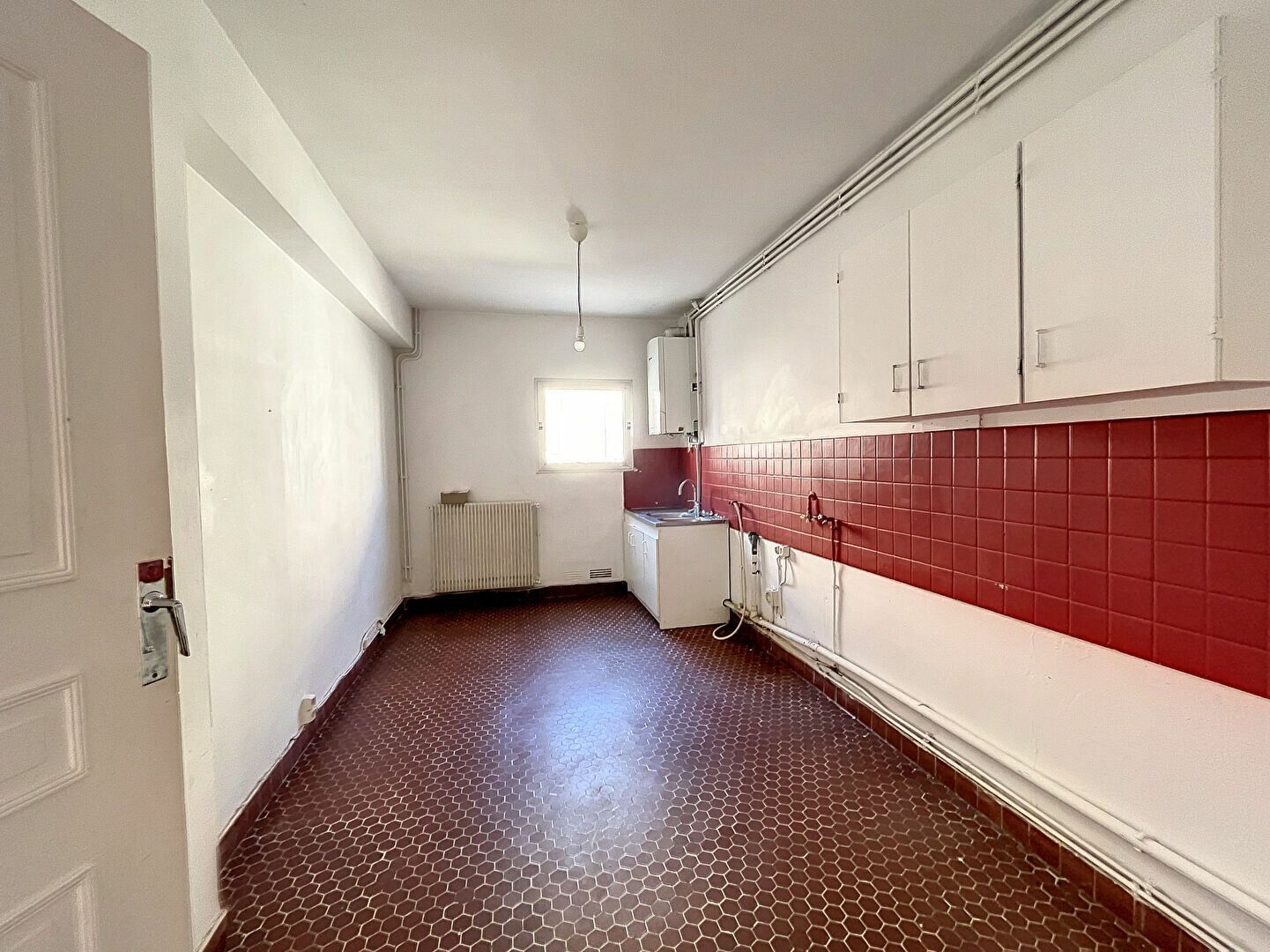 Appartement à vendre 4 119m2 à Avignon vignette-7