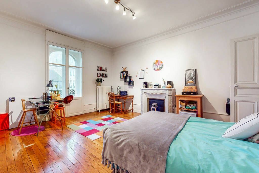 Appartement à vendre 6 172.26m2 à Dijon vignette-5