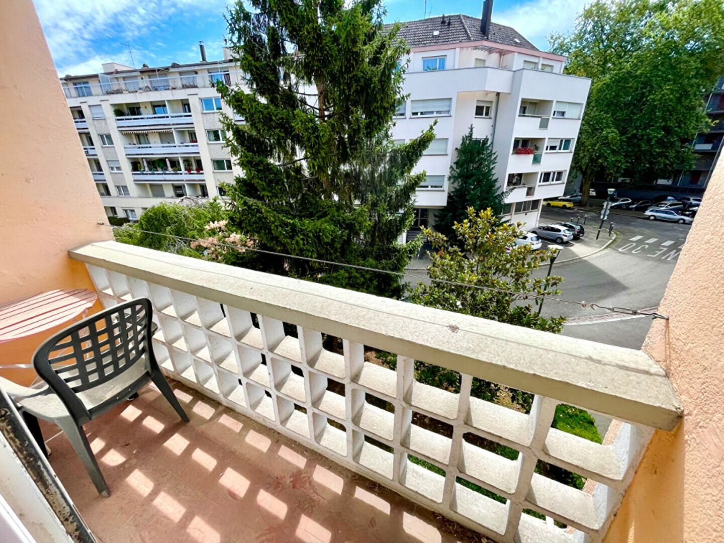 Appartement à vendre 4 85.6m2 à Strasbourg vignette-2