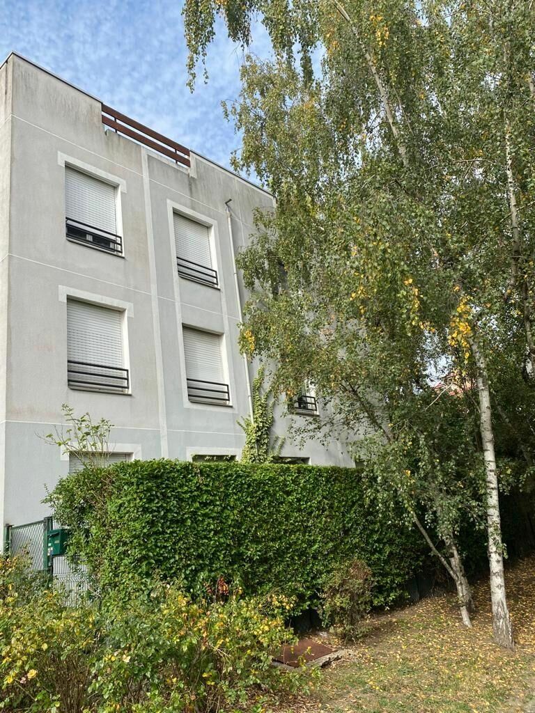 Appartement à louer 4 88.44m2 à Champs-sur-Marne vignette-1