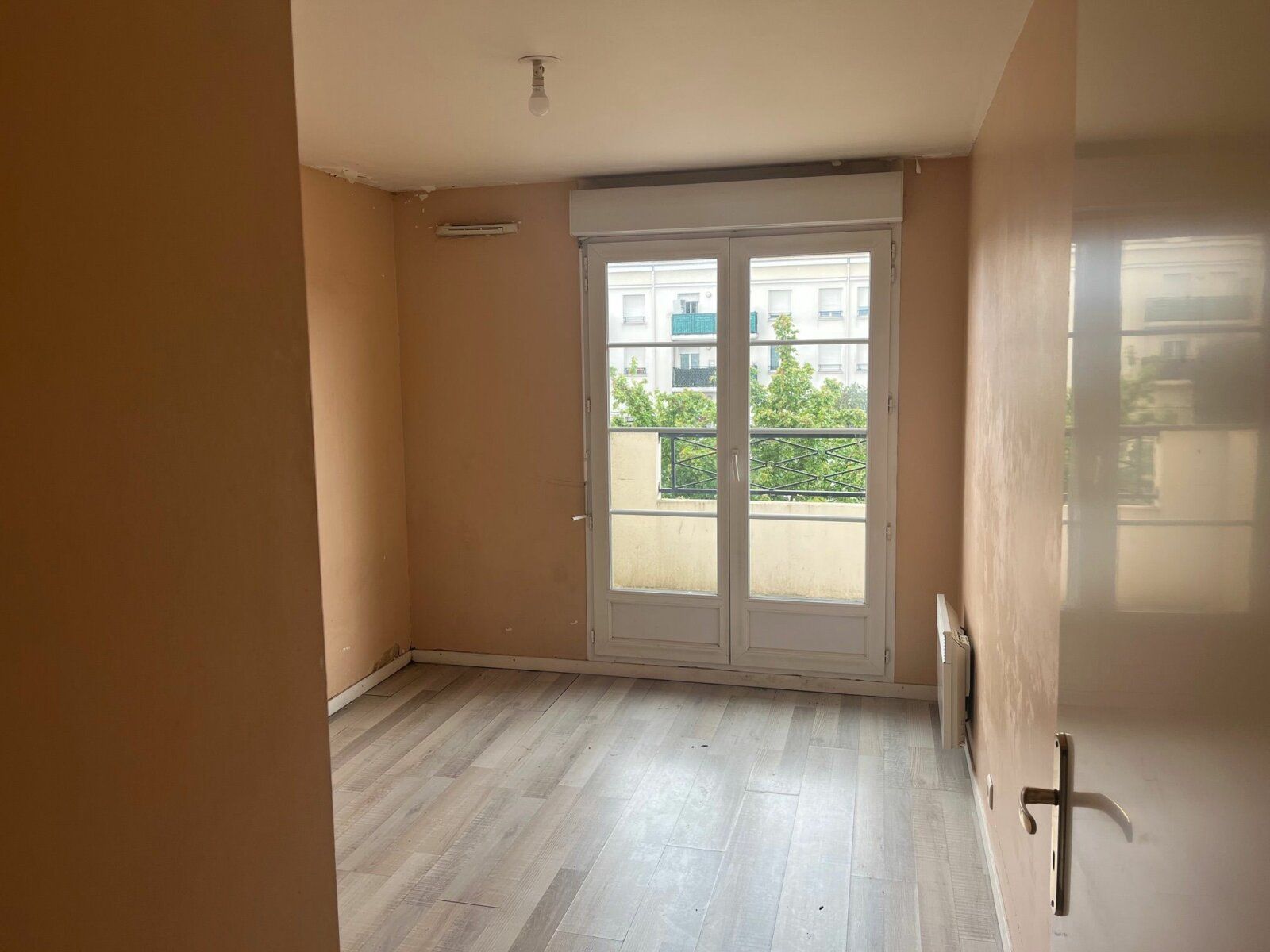 Appartement à vendre 3 59.75m2 à Corbeil-Essonnes vignette-4