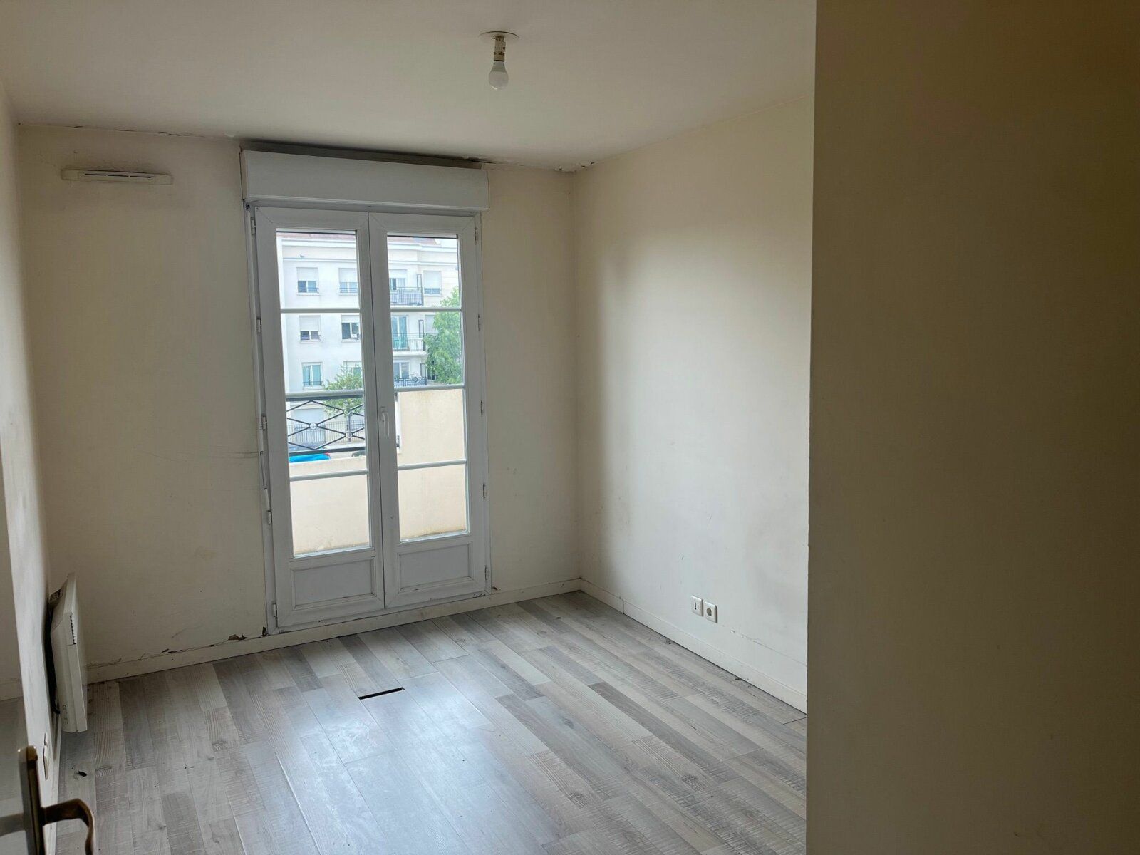 Appartement à vendre 3 59.75m2 à Corbeil-Essonnes vignette-6