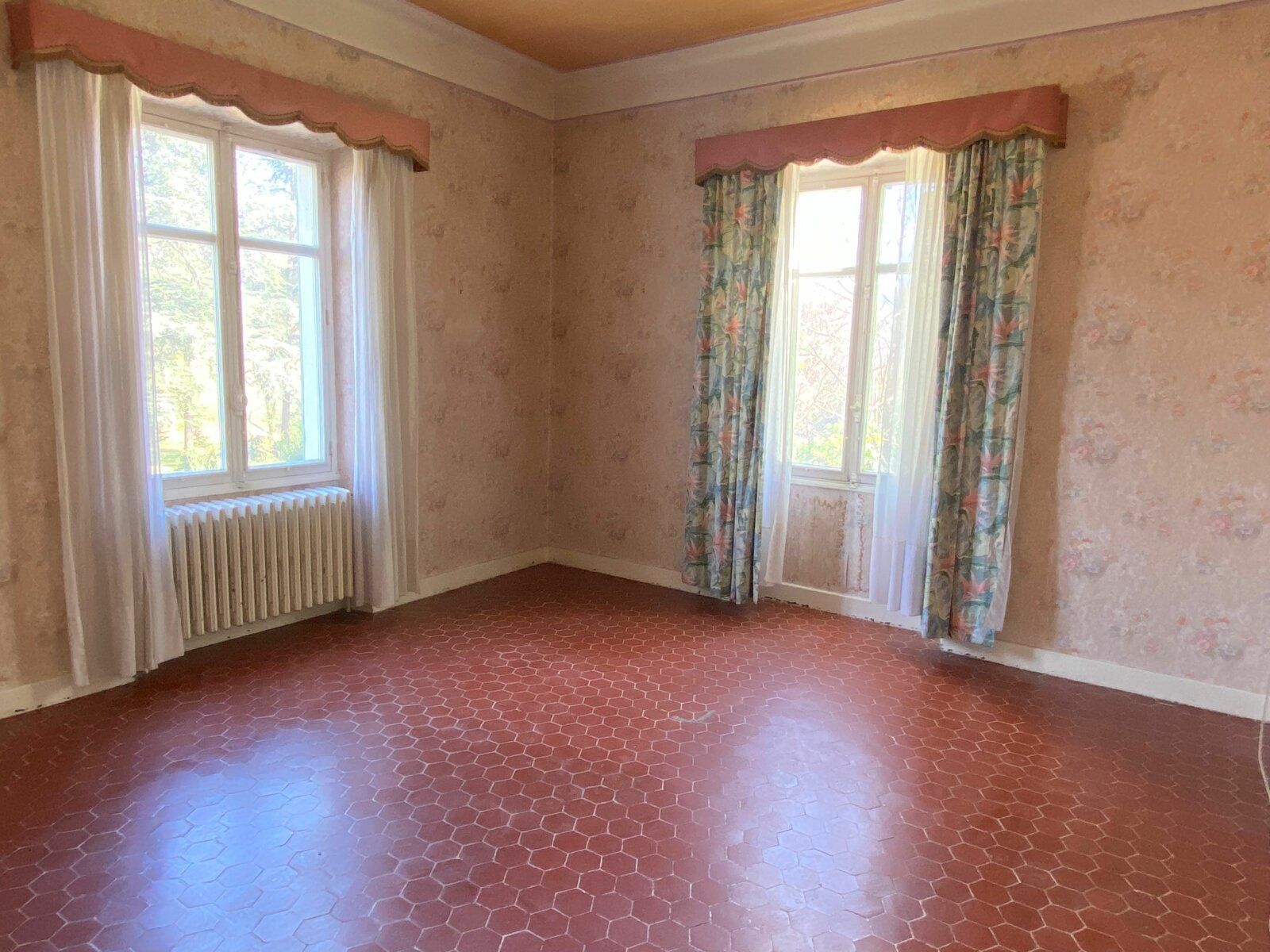 Maison à vendre 5 m2 à Château-Arnoux-Saint-Auban vignette-7
