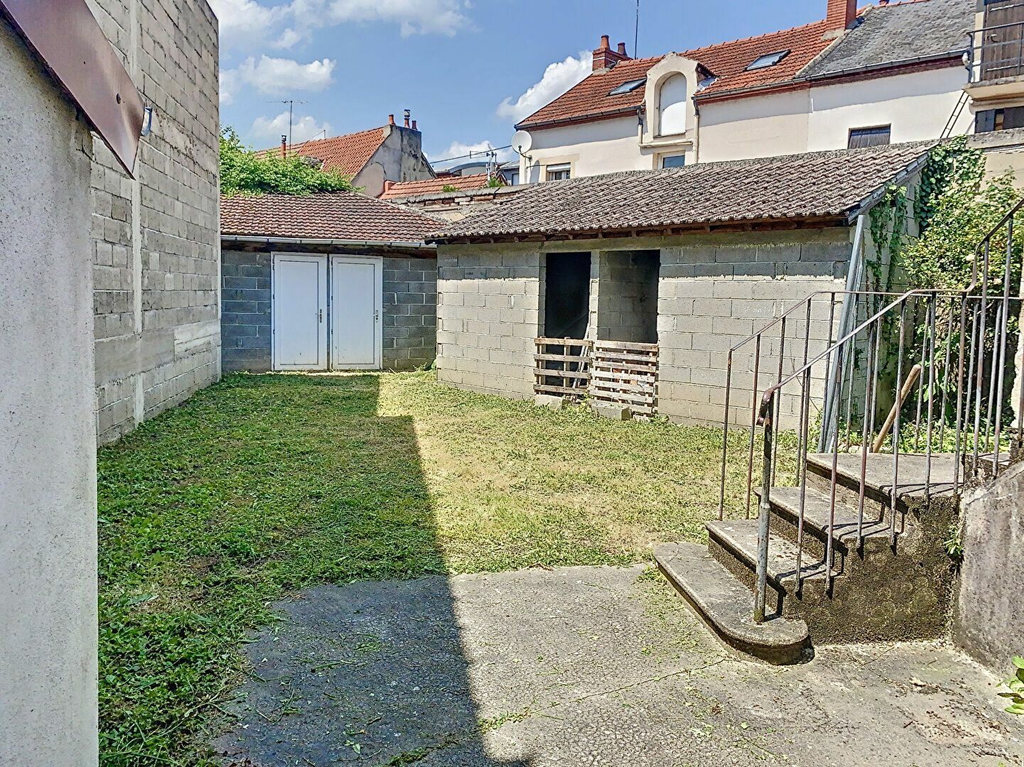 Maison à vendre 5 224m2 à Montluçon vignette-9