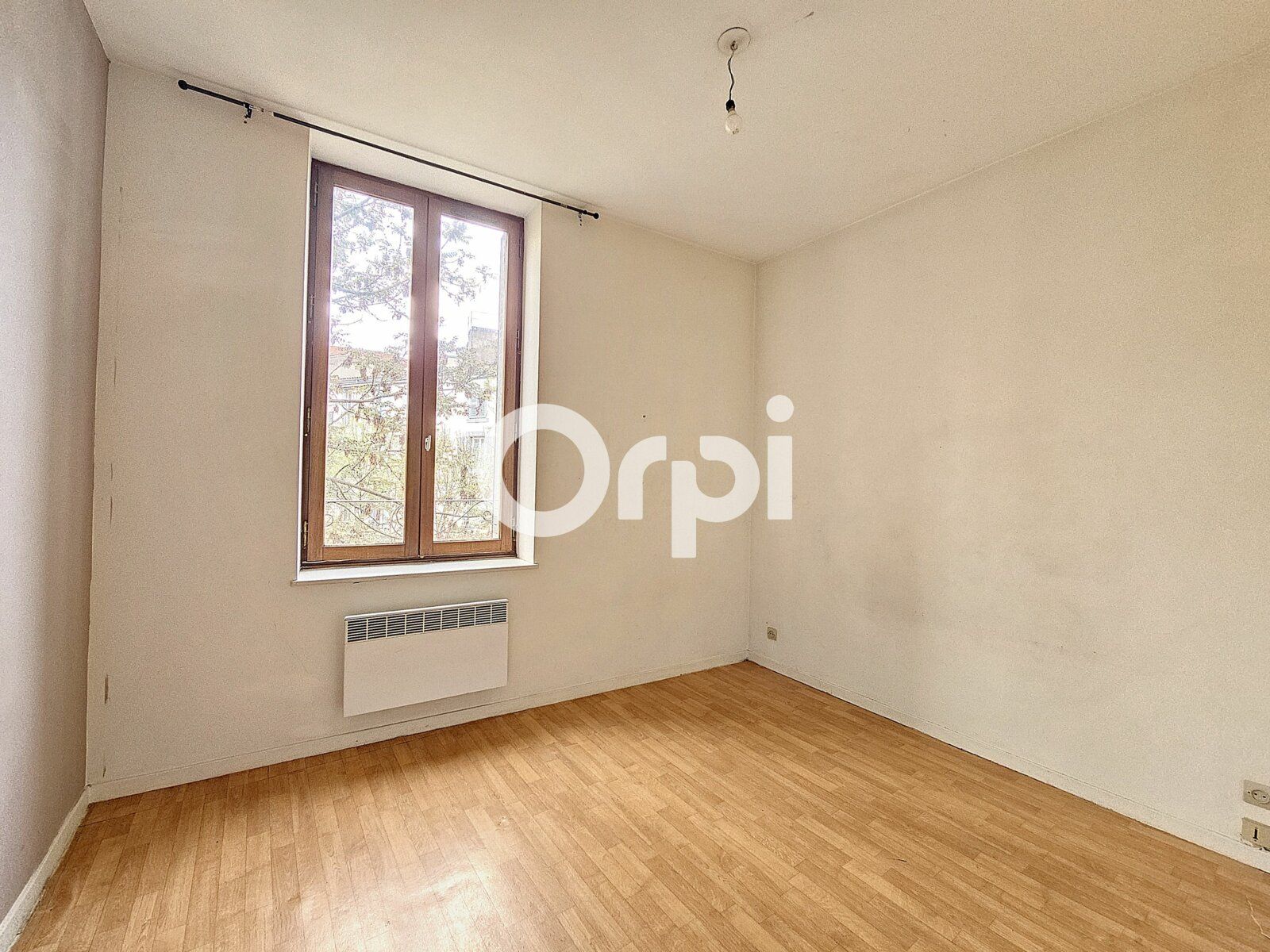 Appartement à vendre 2 35.6m2 à Clermont-Ferrand vignette-4