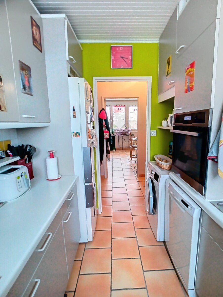 Appartement à vendre 4 68.61m2 à Joué-lès-Tours vignette-5
