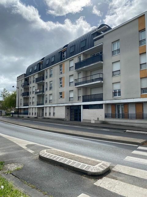 Appartement à louer 2 40m2 à Brétigny-sur-Orge vignette-1