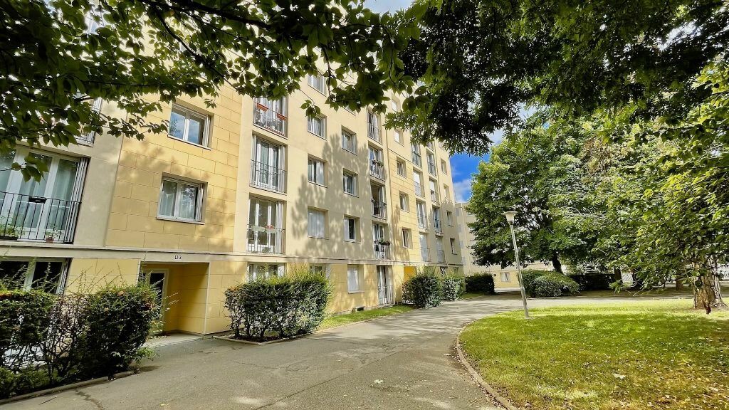 Appartement à vendre 4 68.74m2 à Bry-sur-Marne vignette-1