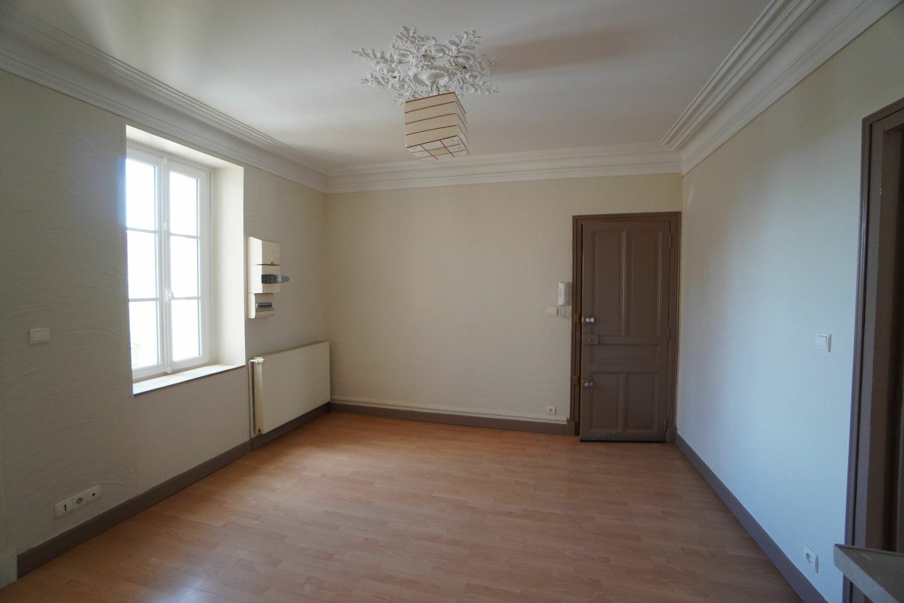 Appartement à louer 2 63.96m2 à Dijon vignette-3