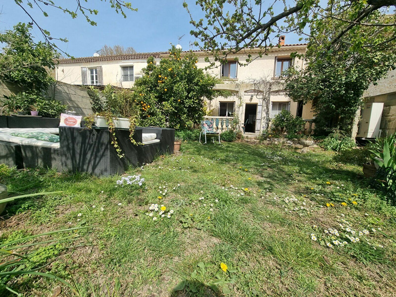 Maison à vendre 6 167m2 à Arles vignette-2