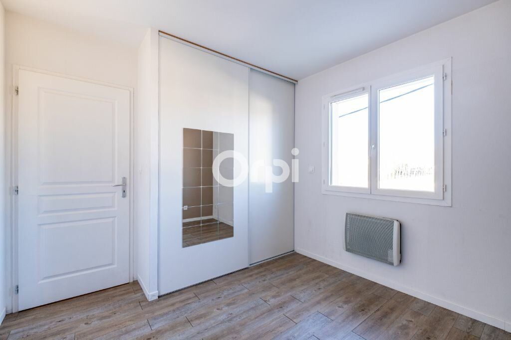 Appartement à louer 4 m2 à Limoges vignette-10