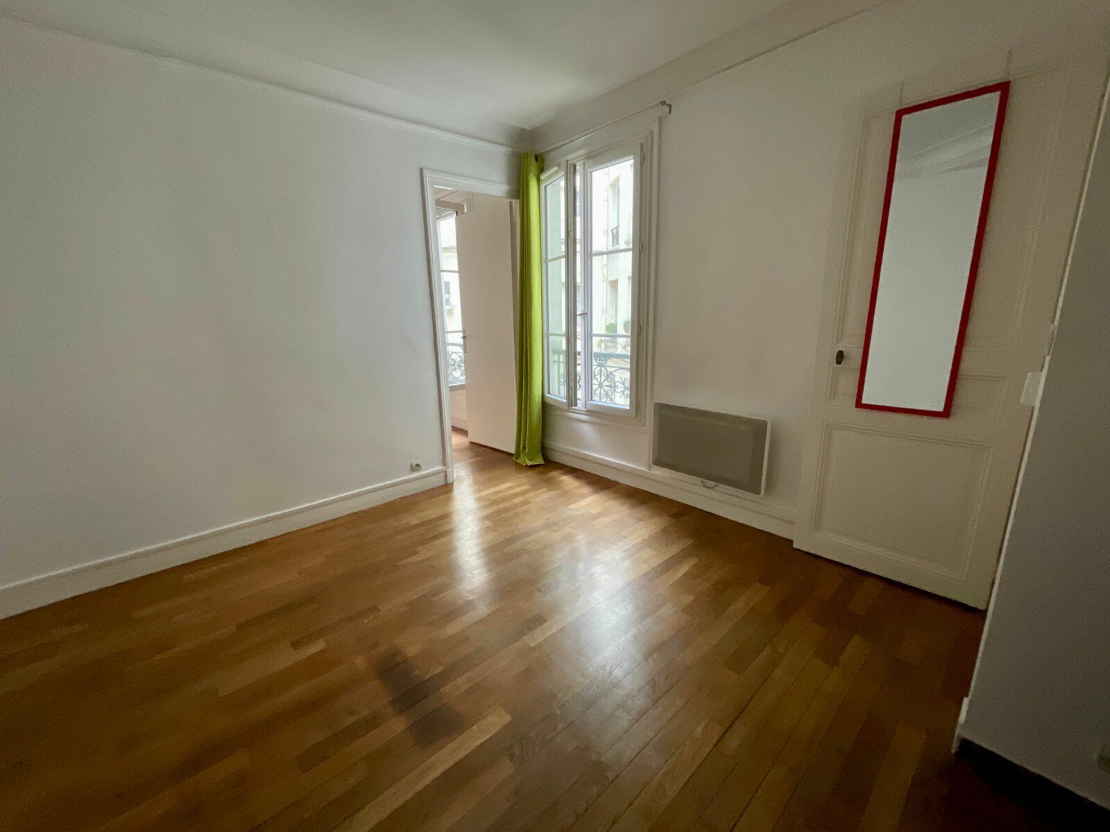 Appartement à vendre 2 30.72m2 à Paris 18 vignette-7