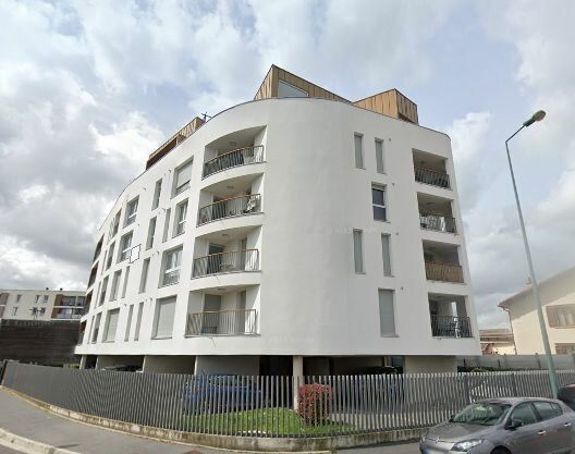 Appartement à vendre 2 45m2 à Reims vignette-1