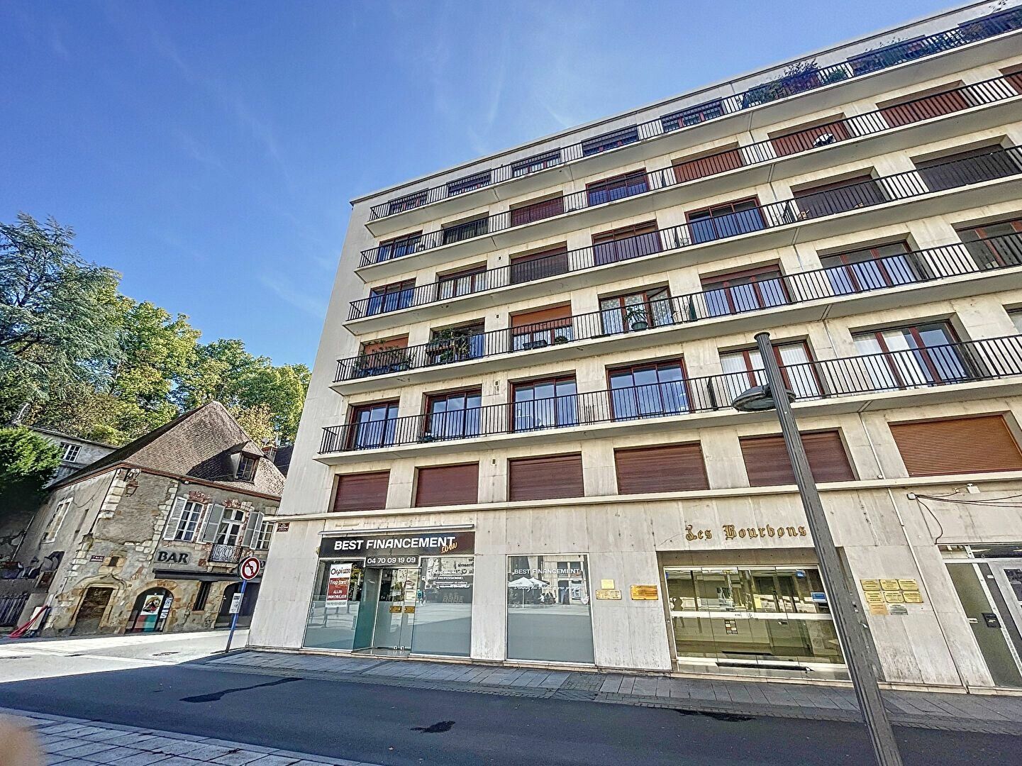 Appartement à vendre 0 66.4m2 à Montluçon vignette-2