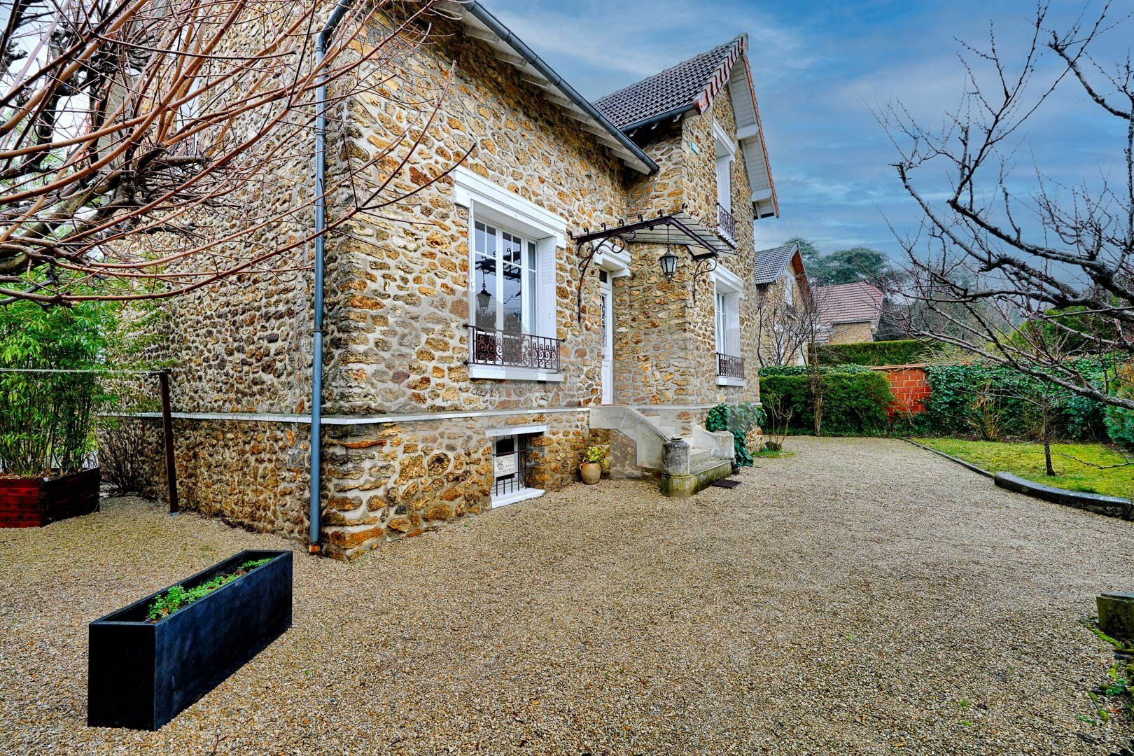 Maison à vendre 6 160m2 à Sucy-en-Brie vignette-1