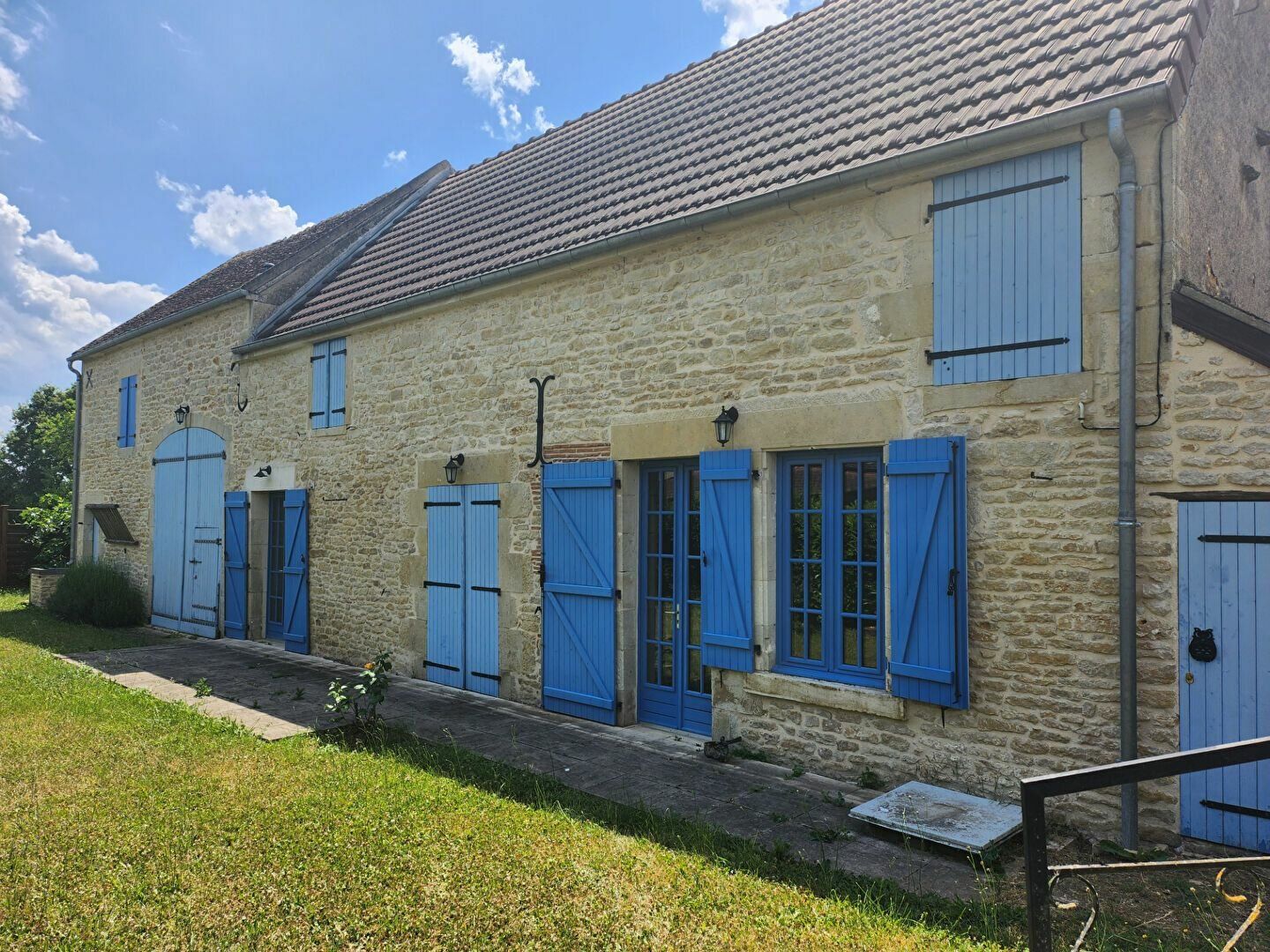 Maison à vendre 3 102m2 à Varennes-lès-Narcy vignette-10
