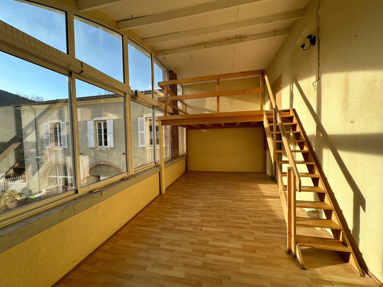Appartement à vendre 3 130m2 à Saint-Julien-en-Saint-Alban vignette-8