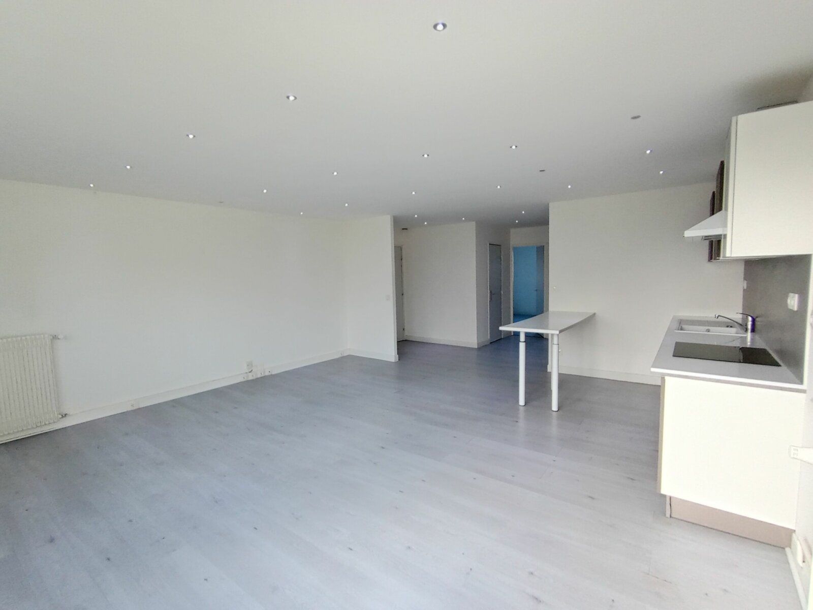 Appartement à vendre 3 68.34m2 à Poitiers vignette-4