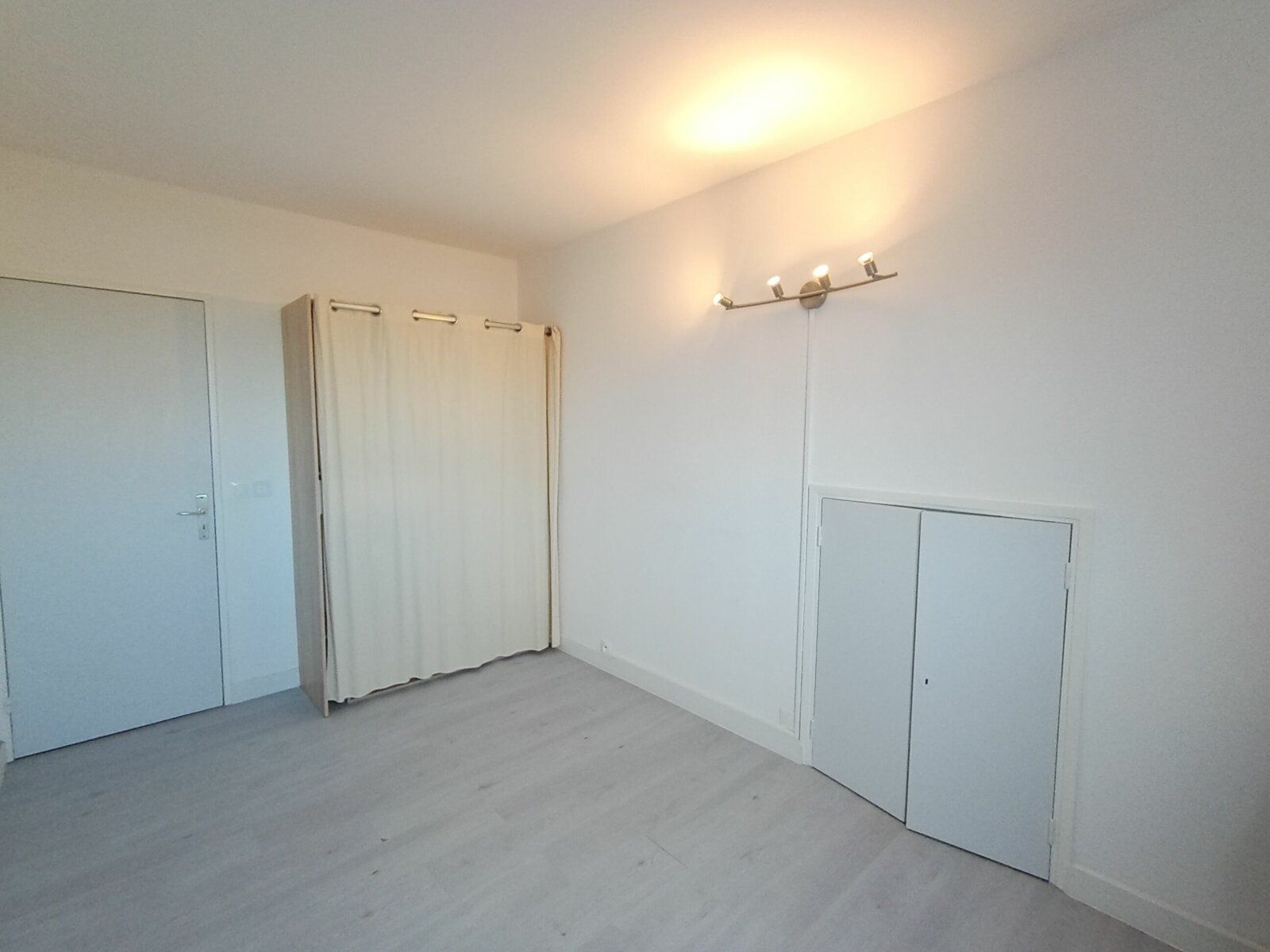 Appartement à vendre 3 68.34m2 à Poitiers vignette-6