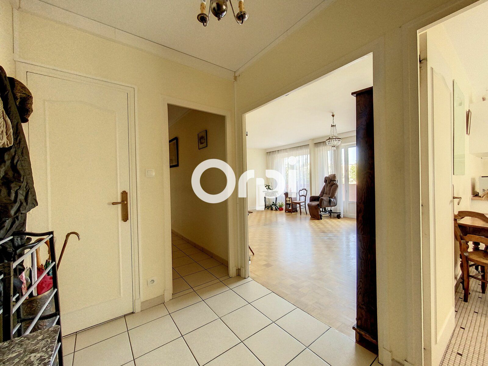 Appartement à vendre 2 m2 à Montluçon vignette-5