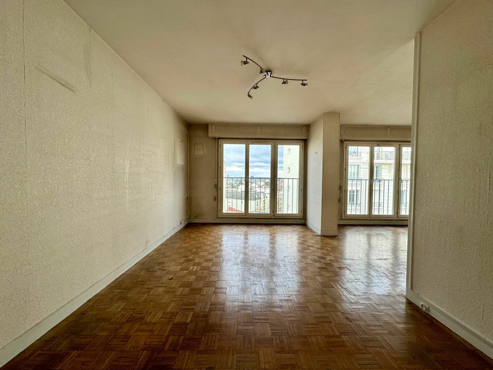 Appartement à vendre 3 57.5m2 à Nogent-sur-Marne vignette-1