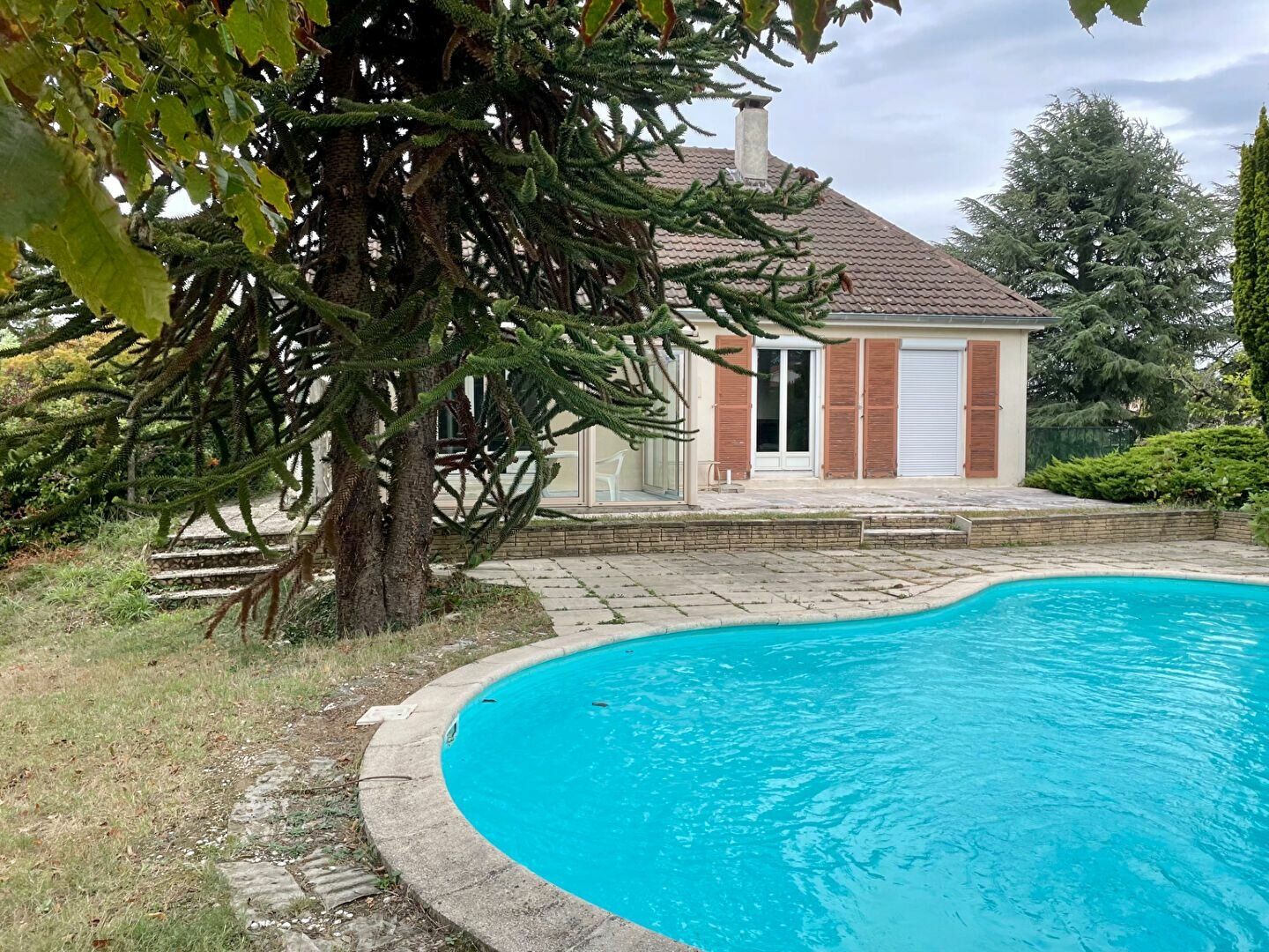 Maison à vendre 6 136m2 à La Tour-de-Salvagny vignette-1