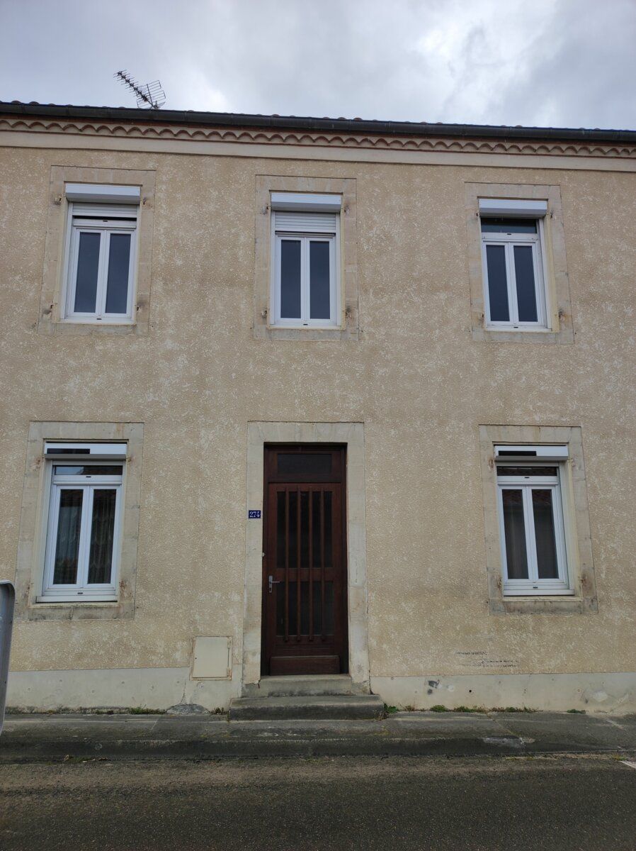 Maison à vendre 5 m2 à Mont-de-Marsan vignette-1
