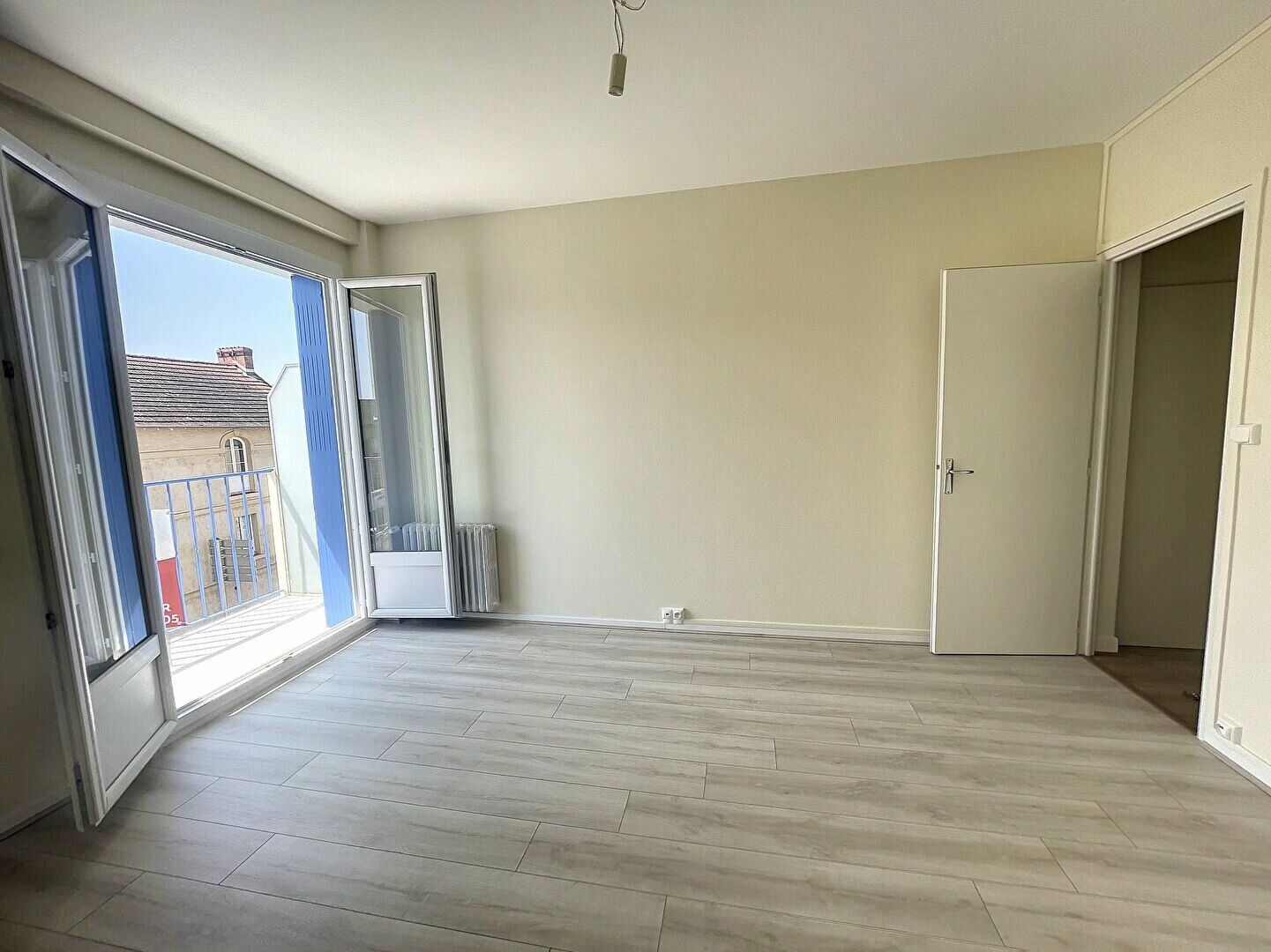 Appartement à vendre 2 58.91m2 à Montluçon vignette-9