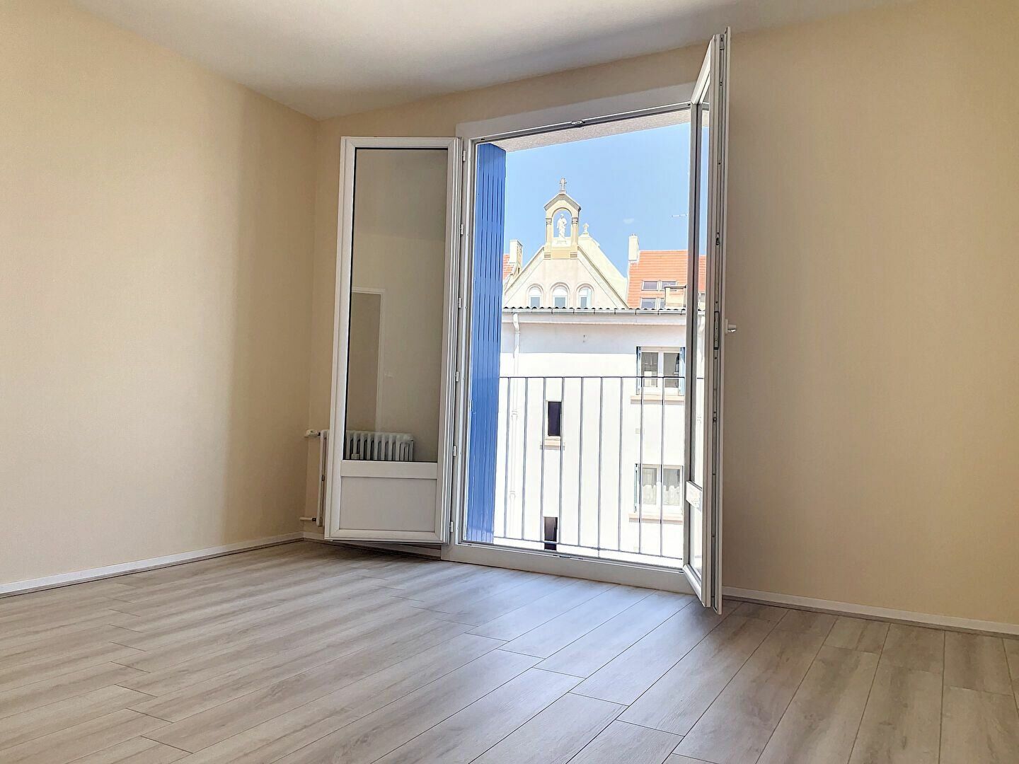 Appartement à vendre 2 58.91m2 à Montluçon vignette-4