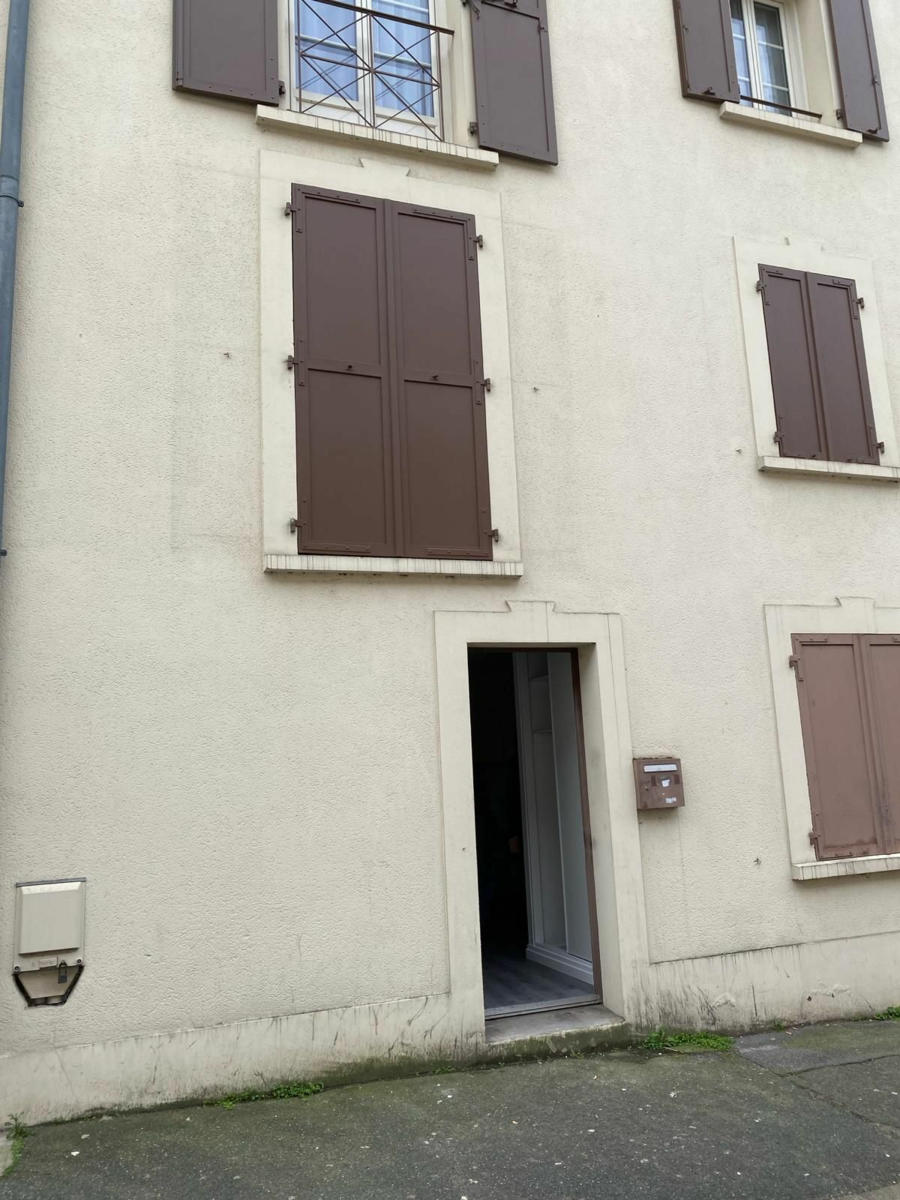 Appartement à louer 1 23m2 à Montlhéry vignette-6